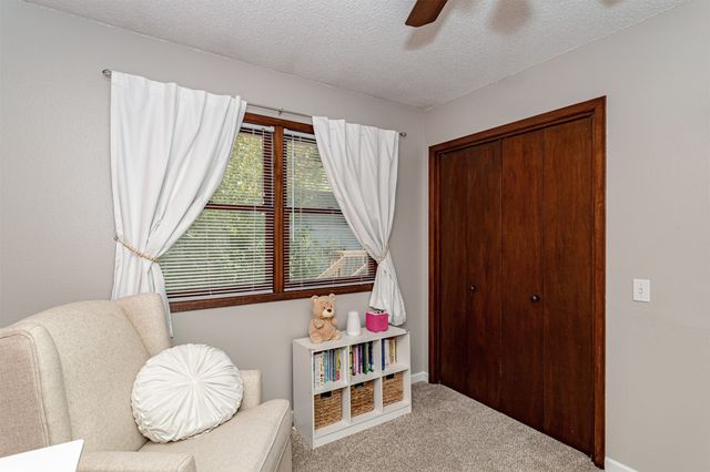 3220 Diamond Street, Ames, IA 50010