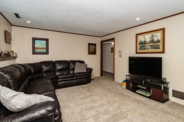 3220 Diamond Street, Ames, IA 50010