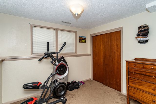 3220 Diamond Street, Ames, IA 50010