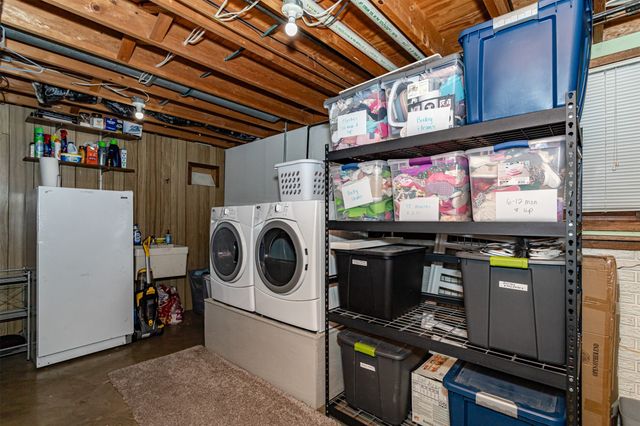 3220 Diamond Street, Ames, IA 50010