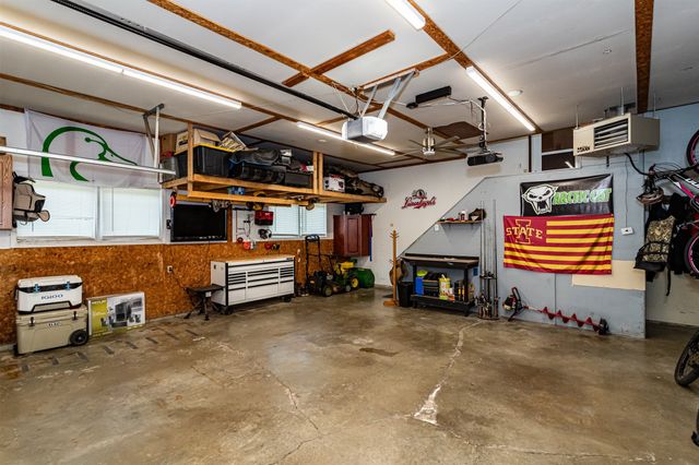 3220 Diamond Street, Ames, IA 50010