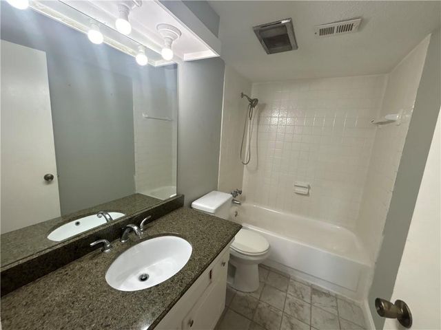 146 Rue Fontaine Road, Lithonia, GA 30038