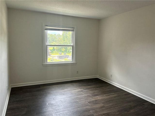 146 Rue Fontaine Road, Lithonia, GA 30038