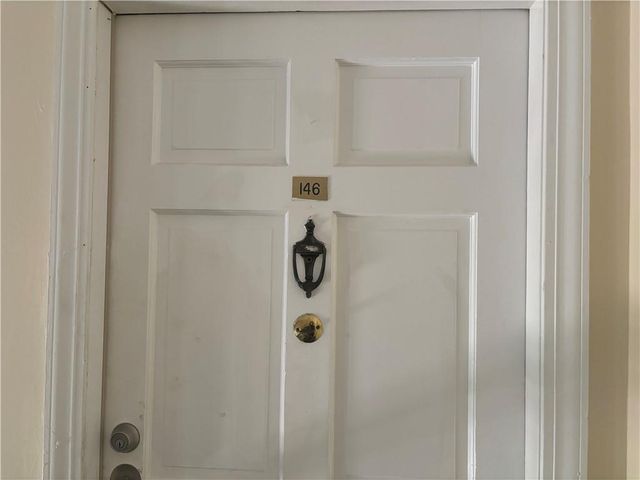 146 Rue Fontaine Road, Lithonia, GA 30038