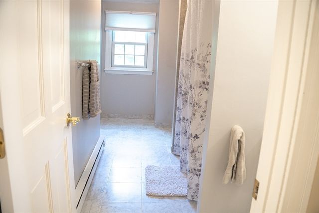 118 Mendon Rd, Sutton, MA 01590