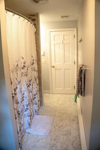 118 Mendon Rd, Sutton, MA 01590