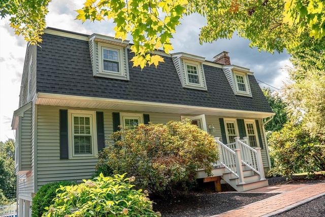 118 Mendon Rd, Sutton, MA 01590