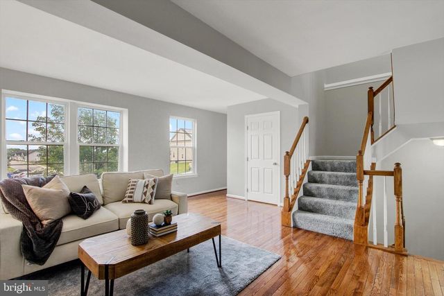 46 FOREST VIEW TER, Hanover, PA 17331