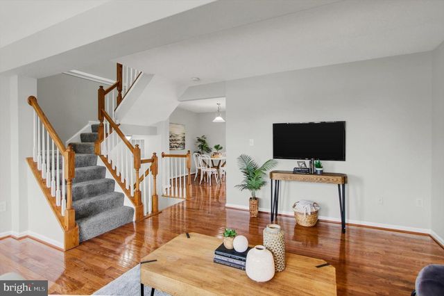 46 FOREST VIEW TER, Hanover, PA 17331
