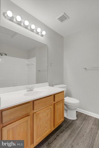 46 FOREST VIEW TER, Hanover, PA 17331