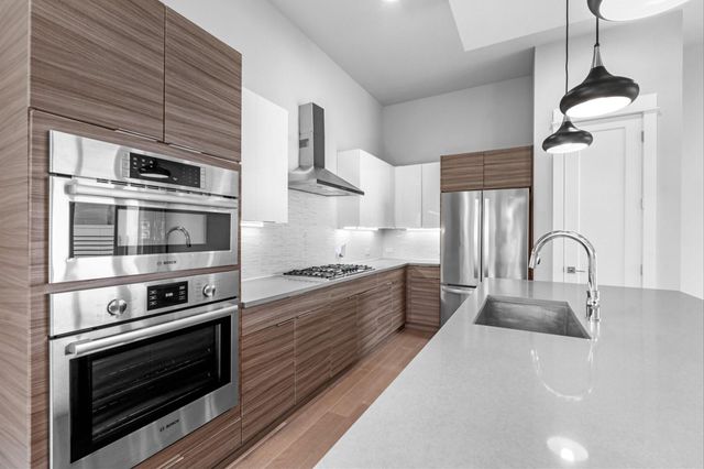 1621 Wheeler Street E, Houston, TX 77004