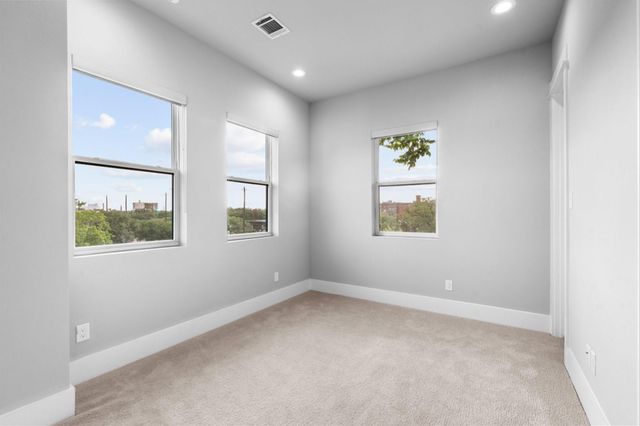 1621 Wheeler Street E, Houston, TX 77004