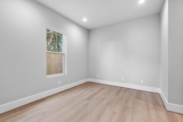 1621 Wheeler Street E, Houston, TX 77004