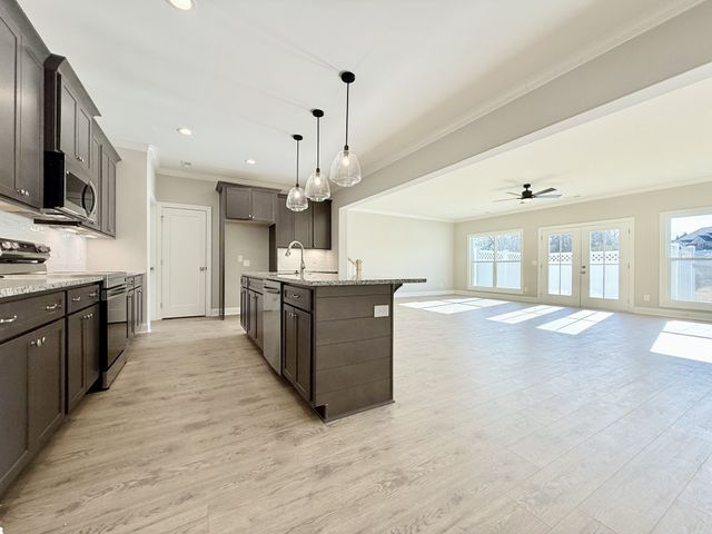 1934 Gracie Bug Loop, Murfreesboro, TN 37128