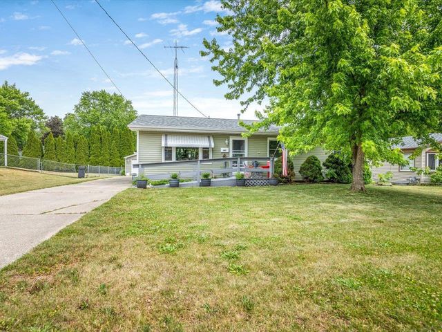 1431 Garfield Avenue, Beloit, WI 53511