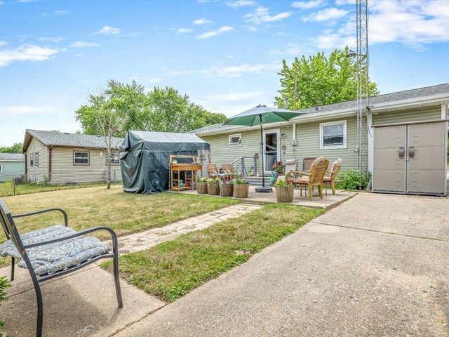 1431 Garfield Avenue, Beloit, WI 53511