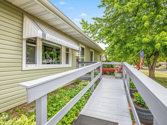 1431 Garfield Avenue, Beloit, WI 53511