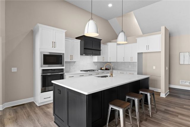 17 Eagle Hollow, Perinton, NY 14526