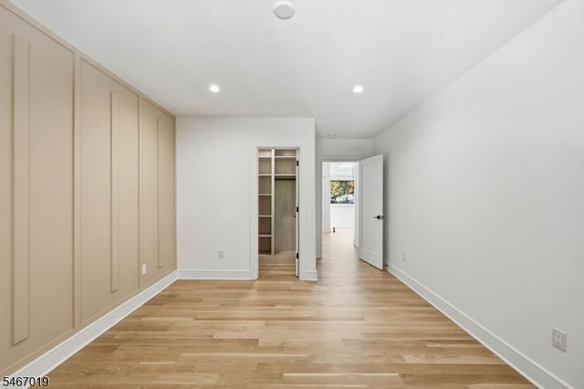 31 Ashwood Dr, Livingston Twp., NJ 07039
