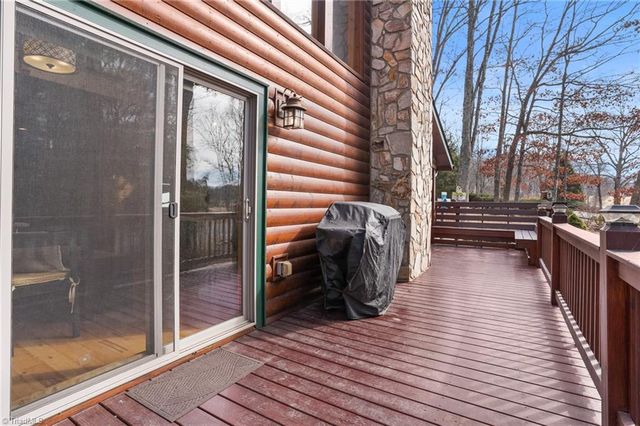 16 Honey Tree Circle, Sparta, NC 28675