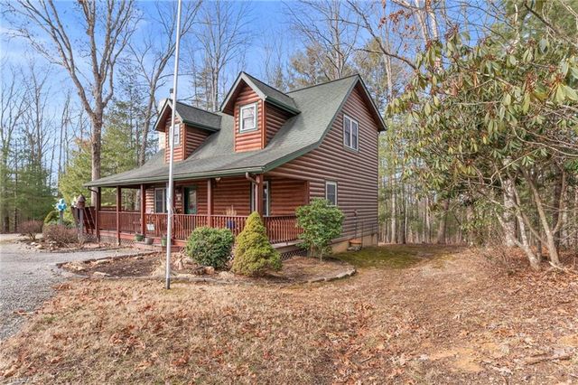 16 Honey Tree Circle, Sparta, NC 28675