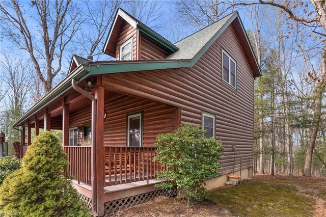 16 Honey Tree Circle, Sparta, NC 28675