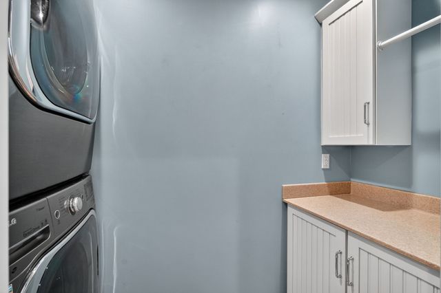 421 9th Street, West Des Moines, IA 50265