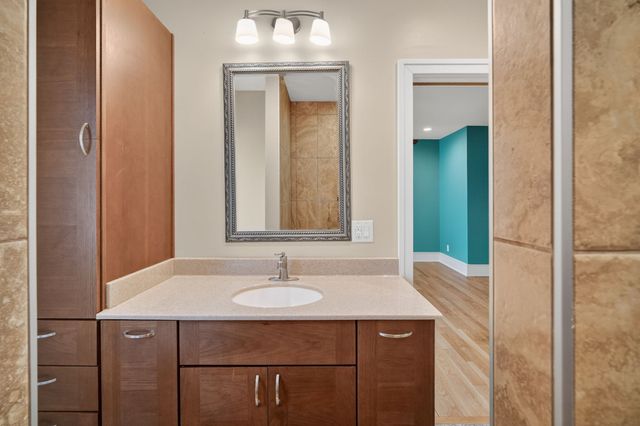 421 9th Street, West Des Moines, IA 50265