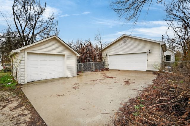 421 9th Street, West Des Moines, IA 50265