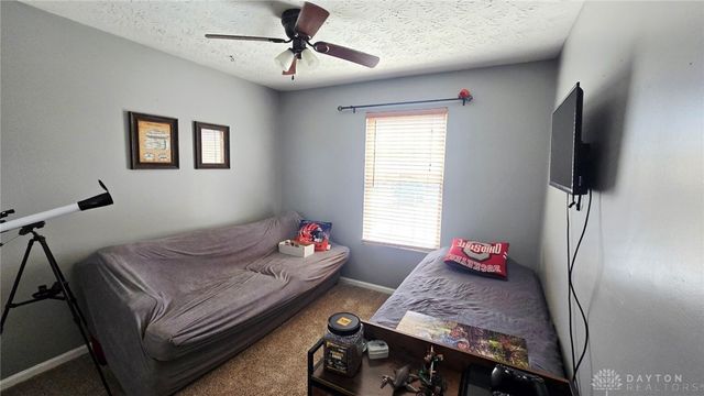 30 Waterstone Drive, Franklin, OH 45005