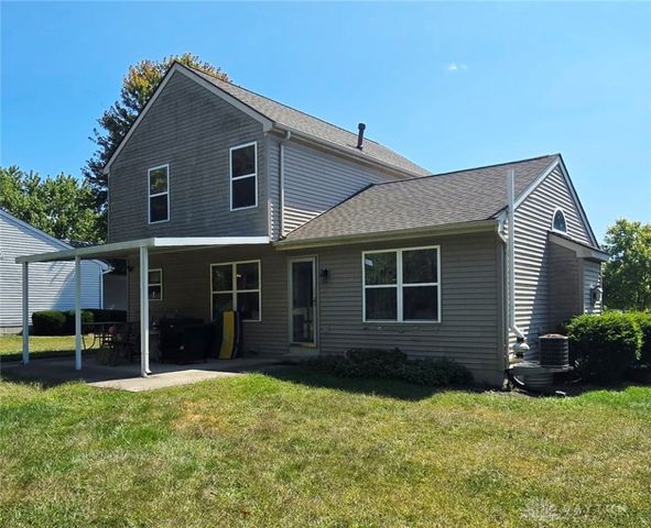 30 Waterstone Drive, Franklin, OH 45005