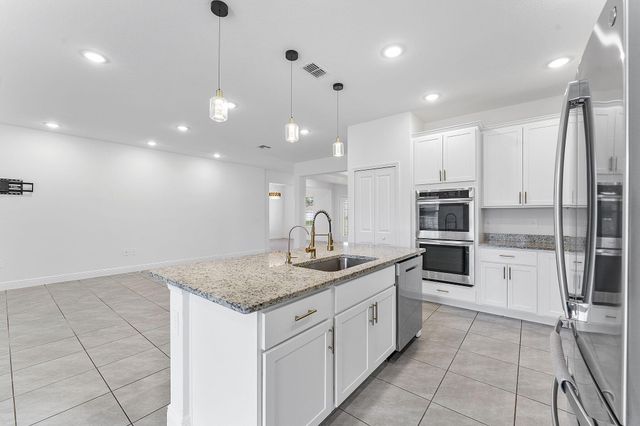 2132 SW Vista Road, Port St Lucie, FL 34953
