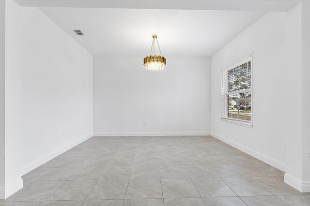 2132 SW Vista Road, Port St Lucie, FL 34953