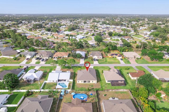 2132 SW Vista Road, Port St Lucie, FL 34953