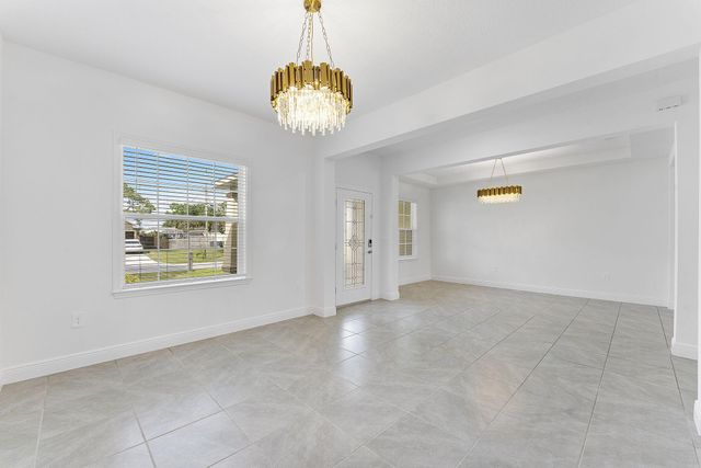 2132 SW Vista Road, Port St Lucie, FL 34953