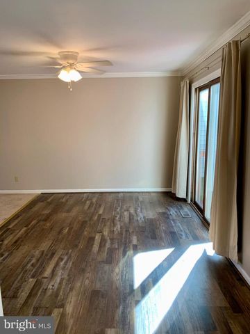 121 REGISTER DR, Newark, DE 19711