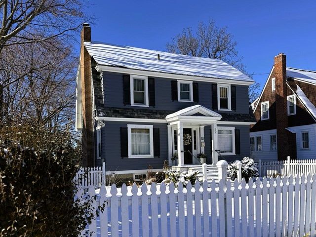 29 Shelburne Street, Burlington, VT 05401