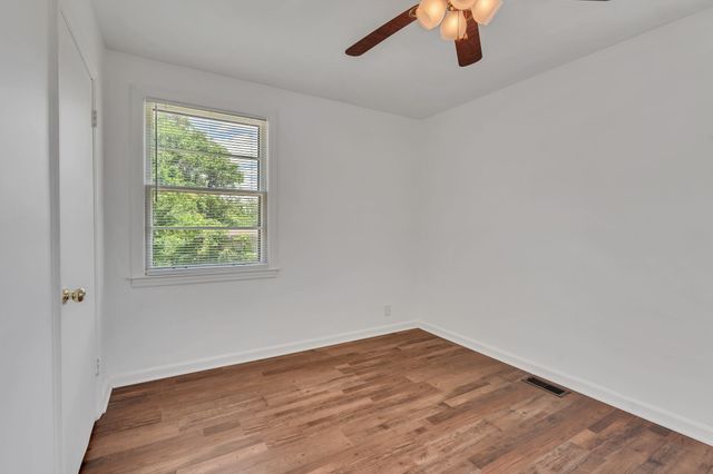 3522 Hewlett Dr, Nashville, TN 37211