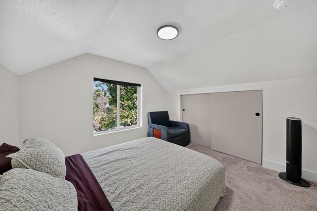 2911 E Fairview Ave, Spokane, WA 99207