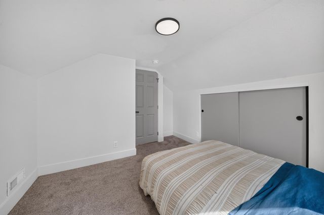 2911 E Fairview Ave, Spokane, WA 99207
