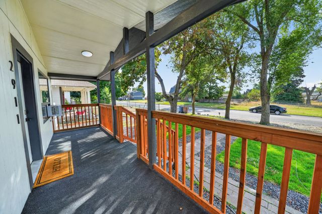 2911 E Fairview Ave, Spokane, WA 99207