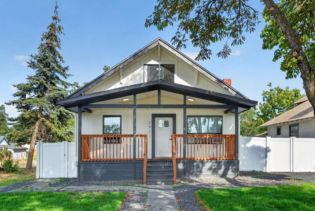 2911 E Fairview Ave, Spokane, WA 99207