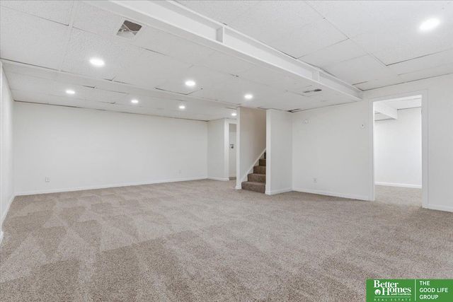 7407 N 34 Street, Omaha, NE 68112