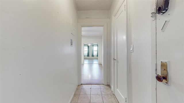 1974 Crotona Avenue 4, Bronx, NY 10457