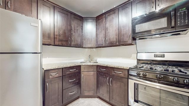 1974 Crotona Avenue 4, Bronx, NY 10457