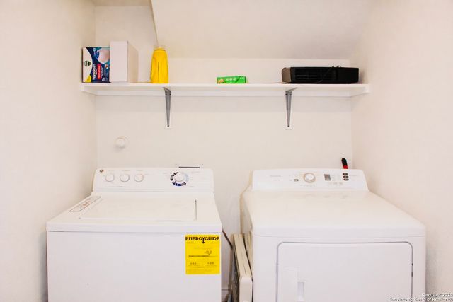 7427 Equinox Corner, San Antonio, TX 78252