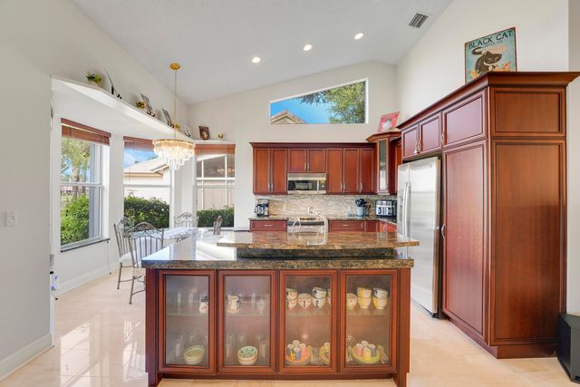 7136 ASHFORD Lane, Boynton Beach, FL 33472