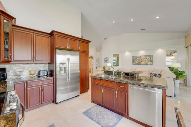 7136 ASHFORD Lane, Boynton Beach, FL 33472