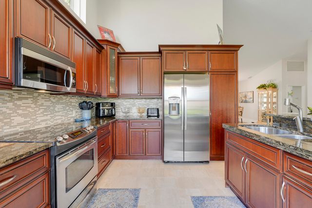 7136 ASHFORD Lane, Boynton Beach, FL 33472