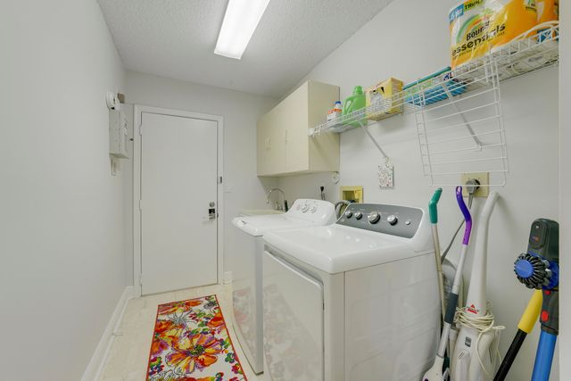 7136 ASHFORD Lane, Boynton Beach, FL 33472